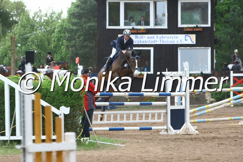 104M4190_Razz Fazz_Spring M.JPG